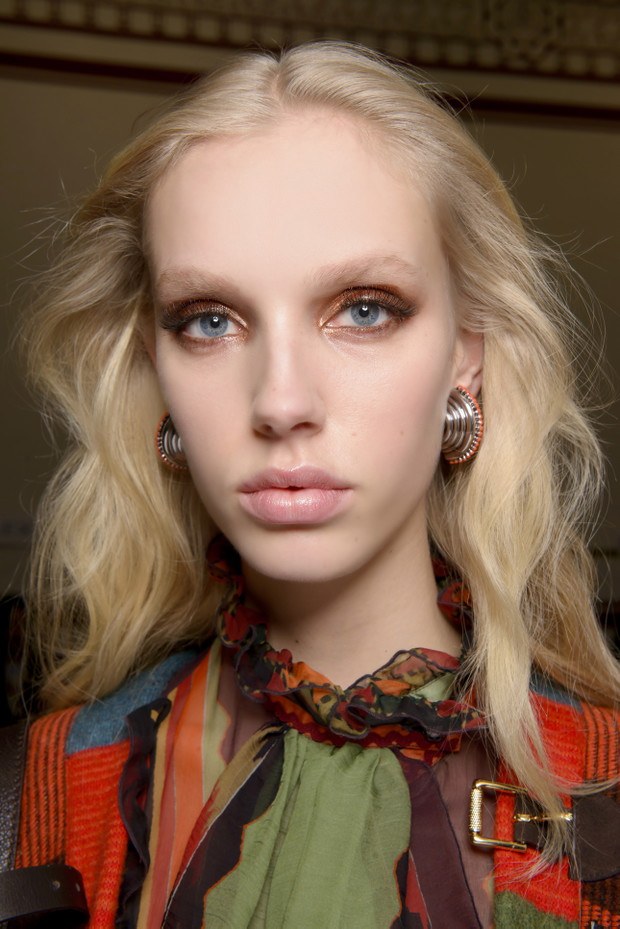Modne fryzury blond