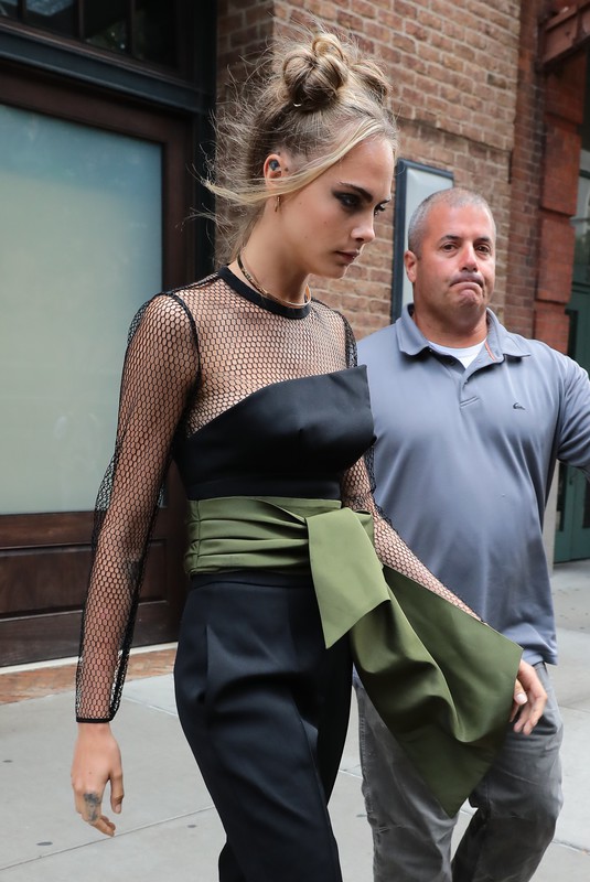 Cara Delevingne i Margot Robbie promują film Legion samobójców