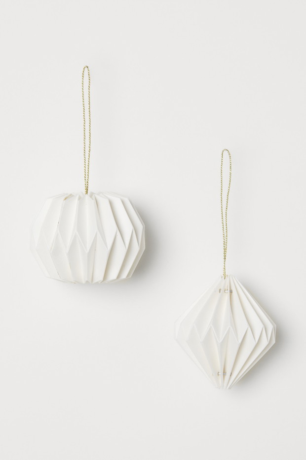 Papierowe ozdoby na choinkę, H&M HOME, 19,90 zł