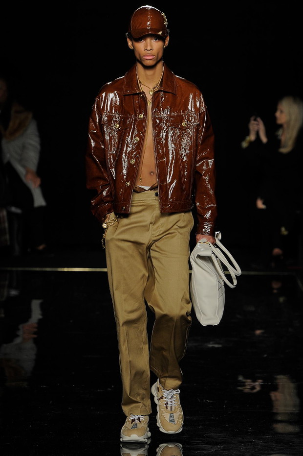 Pokaz Versace Pre-Fall 2019
