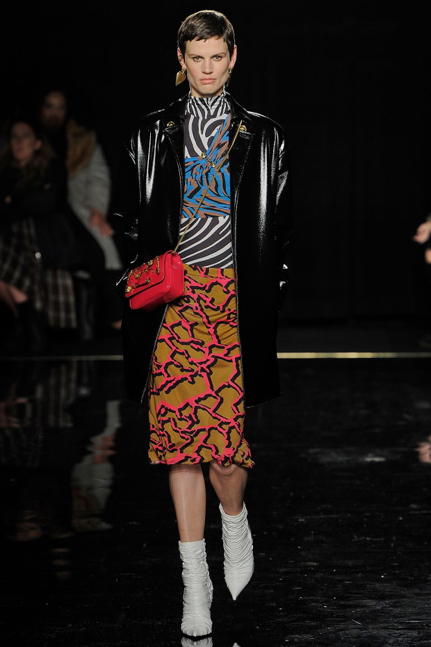 Pokaz Versace Pre-Fall 2019