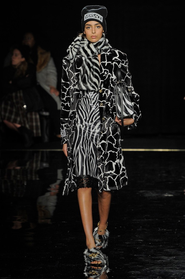 Pokaz Versace Pre-Fall 2019
