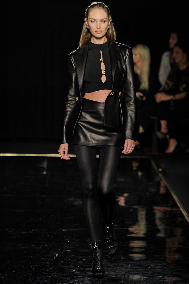Pokaz Versace Pre-Fall 2019