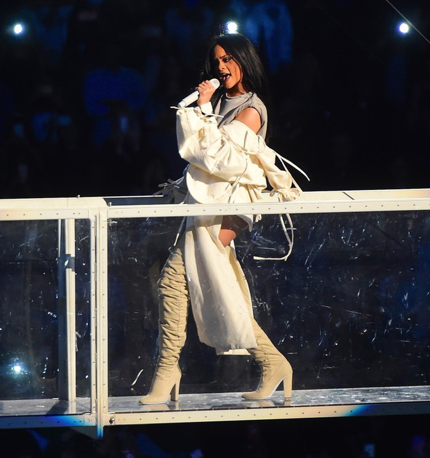 Rihanna na The Anti World Tour - zobacz kostiumy sceniczne