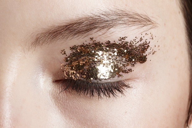 Modny make up
