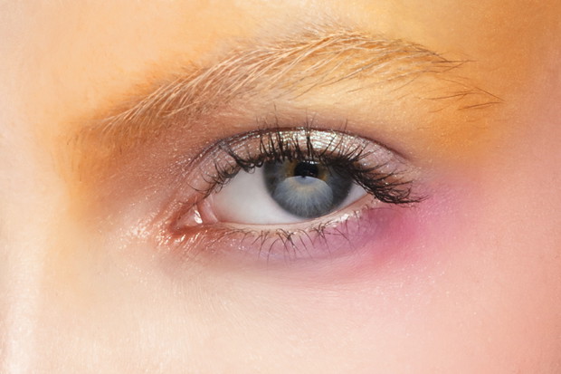 Modny make up