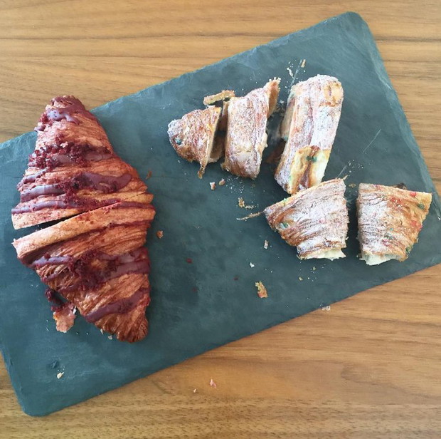 The Red Velvet Croissant - nowe modne śniadanie na Instagramie