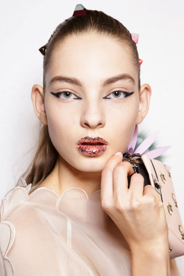 Fendi wiosna-lato 2017 - backstage