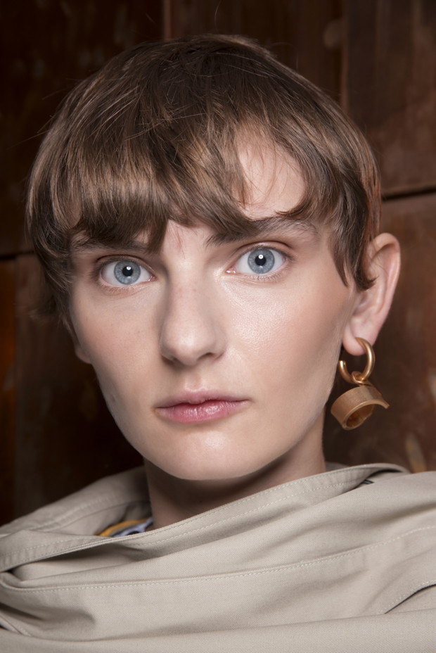 Modna fryzura trendy wiosna-lato 2019