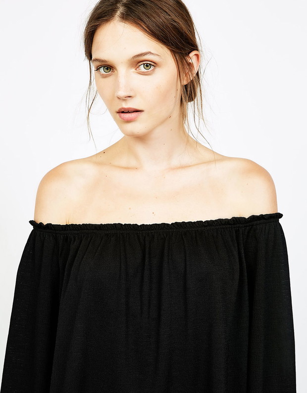 Bluzka hiszpanka - przegląd z sieciówek, Bershka, 69,90 zł