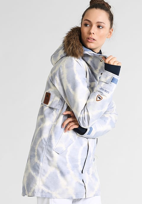Moda narciarska: kurtki narciarskie