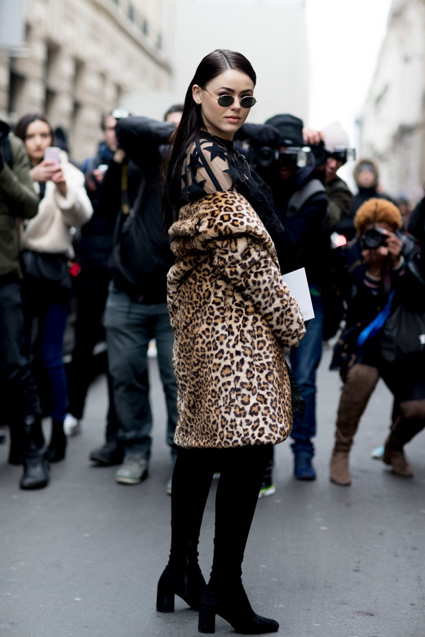 Street fashion: Paris Fashion Week haute couture wiosna 2017