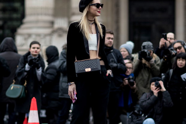 Street fashion: Paris Fashion Week haute couture wiosna 2017
