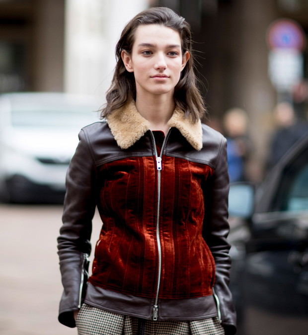 Street fashion: modelki off duty na Milan Fashion Week AW17