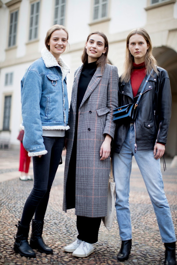 Street fashion: modelki off duty na Milan Fashion Week AW17