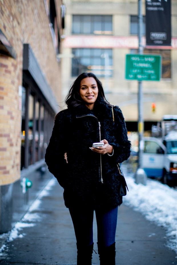 Street fashion: modelki off duty na New York Fashion Week AW17