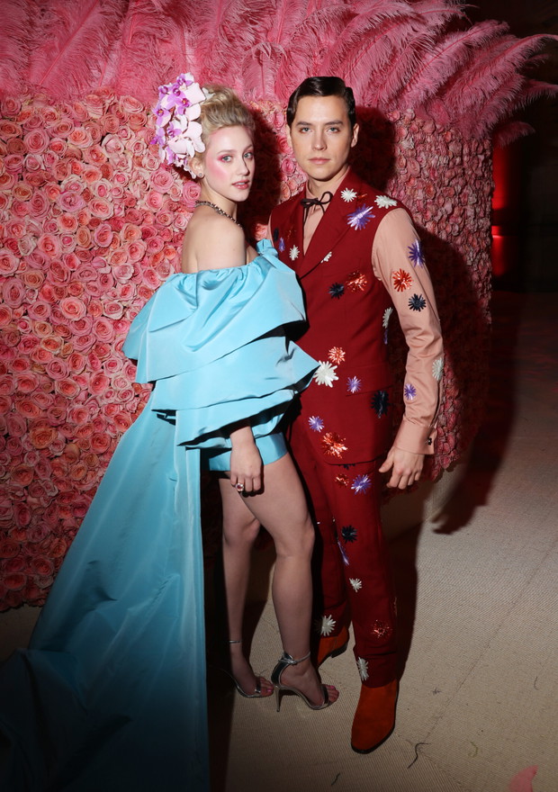 Cole Sprouse i Lili Reinhart na Met Gala 2019.