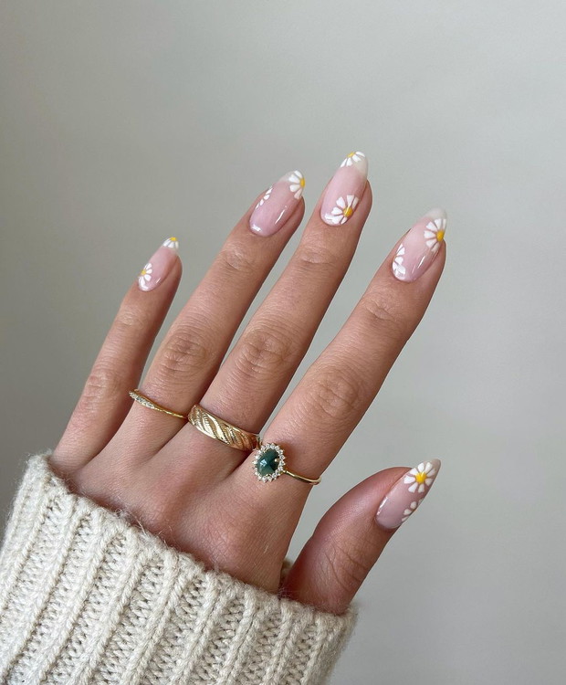 Botaniczny manicure - trendy