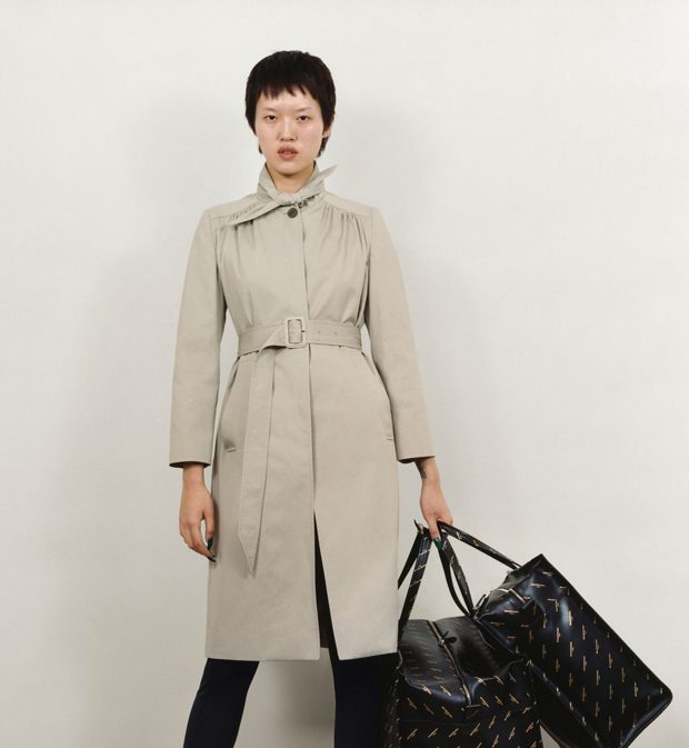 Dopasowany trencz Balenciaga Pre-Fall 2017
