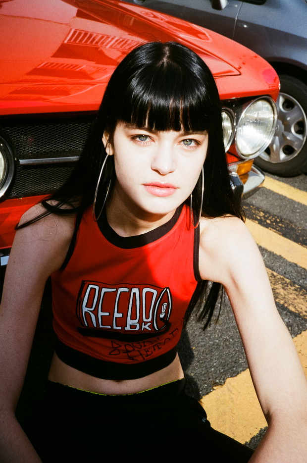 Local Heroes x Reebok- czerwony top