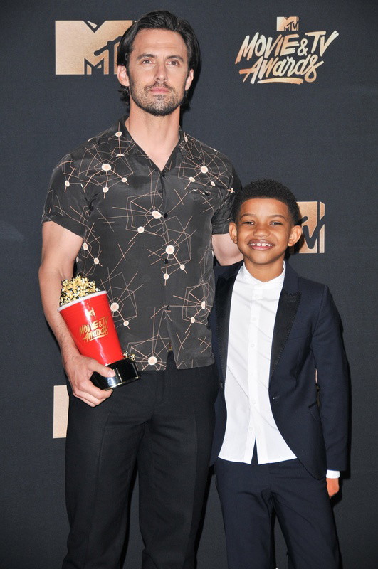 Milo Ventimiglia i Lonnie Chavis na MTV Movie Awards 2017