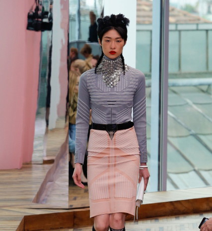 Różowa spódnica Prada Resort 2018