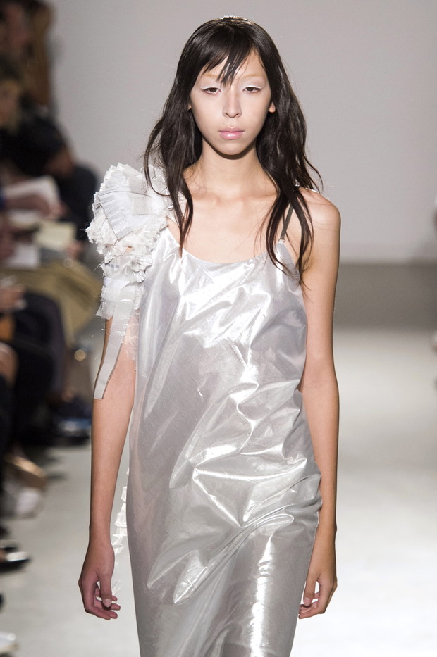 Trendy wiosna-lato 2015: faktury