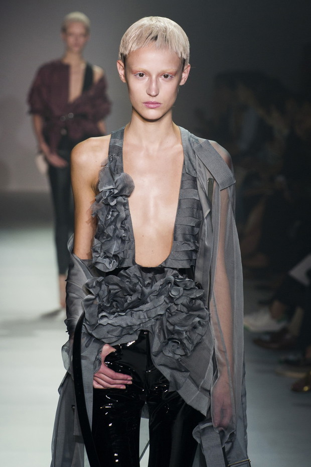 Trendy wiosna-lato 2015: faktury