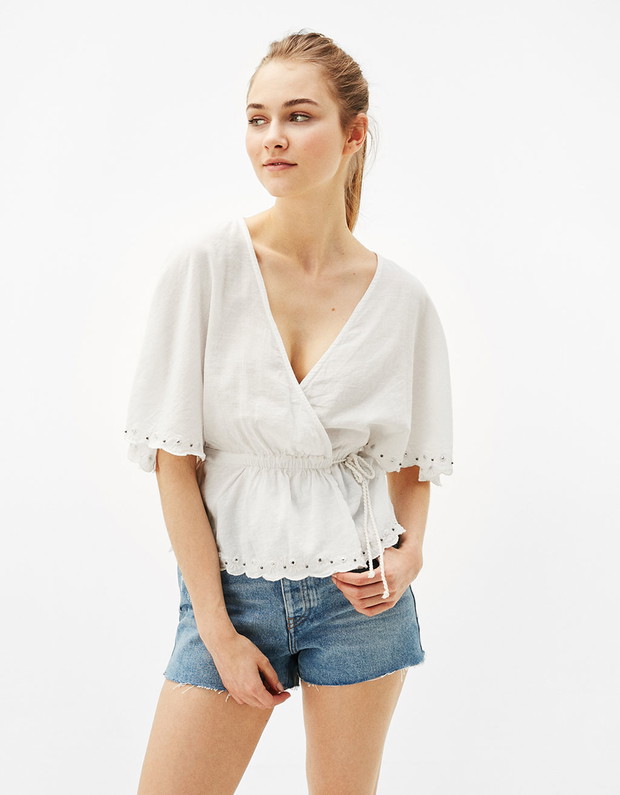 Biała bluzka Bershka
