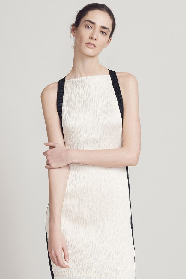 Sukienka obszyta czarnym materiałem Jason Wu Pre-Fall 2017
