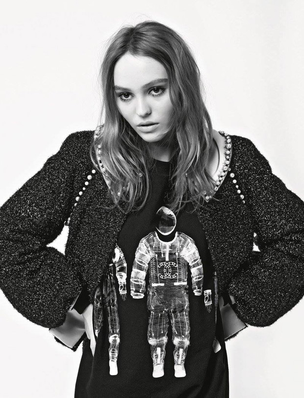 Cara Delevingne i Lily-Rose Depp w kampanii Chanel jesień-zima 2017/2018