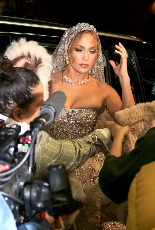 Jennifer Lopez - suknia ślubna