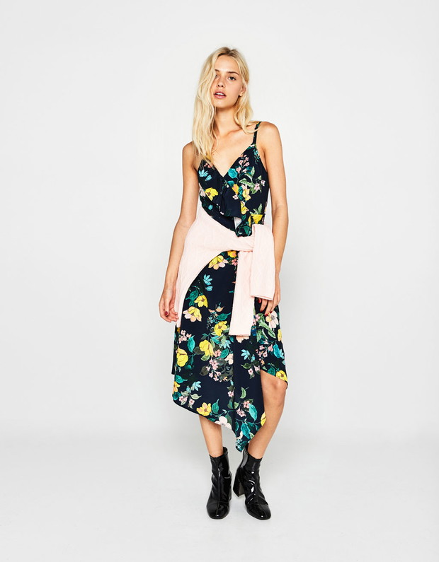 Sukienka na lato 2017 Bershka