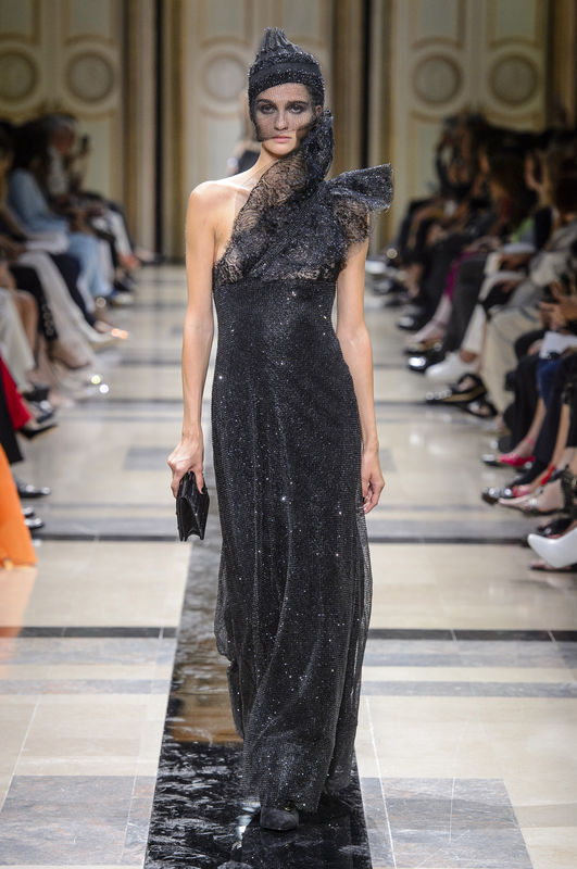 Suknia Armani Privé