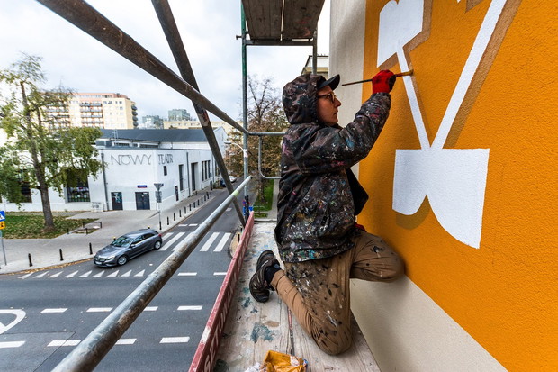 Wallphabet, nowy mural na Mokotwie, projekt Good Looking Studio