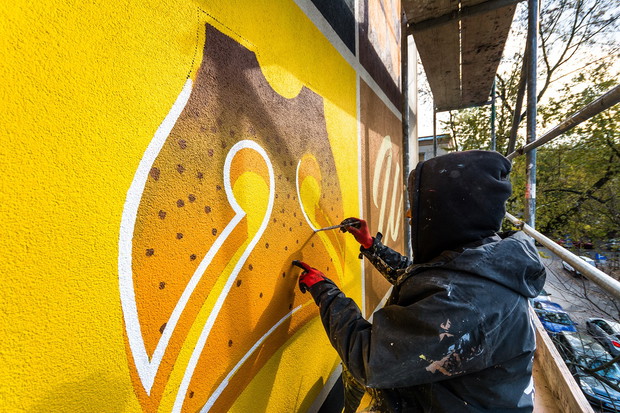 Wallphabet, nowy mural na Mokotwie, projekt Good Looking Studio