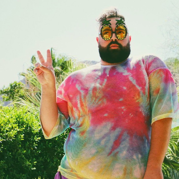Modele plus size: Troy Solomon