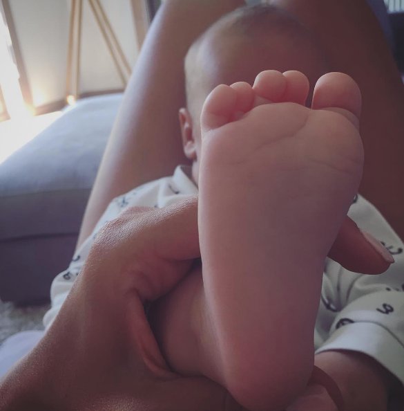 Paulina Krupińska pokazuje zdjęcia synka Jędrzeja