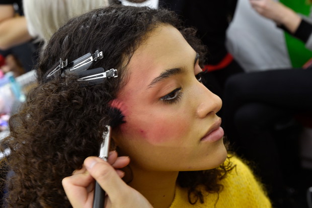 Backstage LE DÉFILÉ L’ORÉAL PARIS