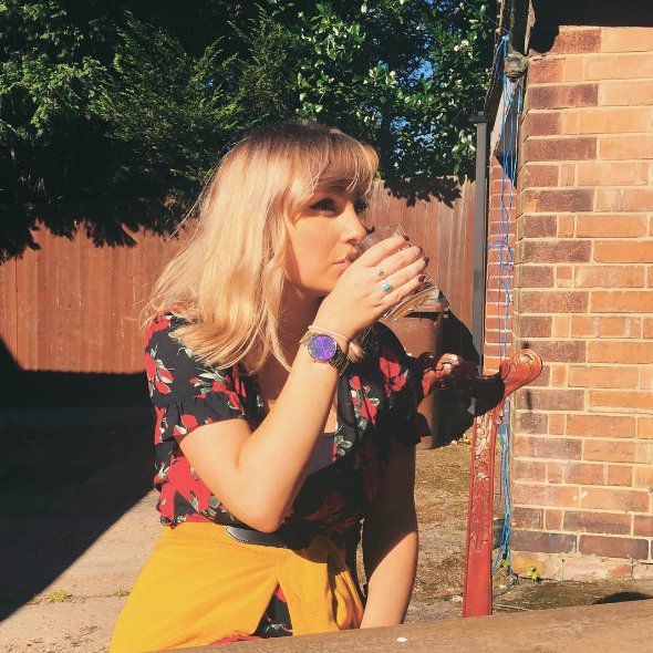 Laura Cadman, 20-letnia studentka z Newcastle wygląda jak Taylor Swift?