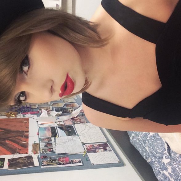 Laura Cadman, 20-letnia studentka z Newcastle wygląda jak Taylor Swift?