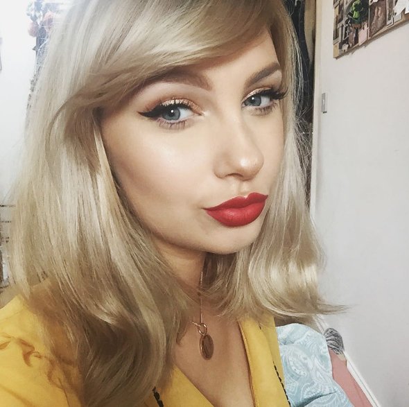 Laura Cadman, 20-letnia studentka z Newcastle wygląda jak Taylor Swift?