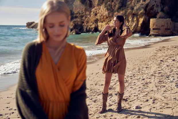 Sensualne ujęcia, vintage i poszukiwanie wrażeń - nowa kampania Take me Somwhere marki Born2Be