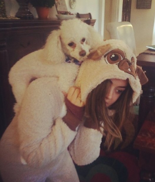 Onesie Lucy Hale