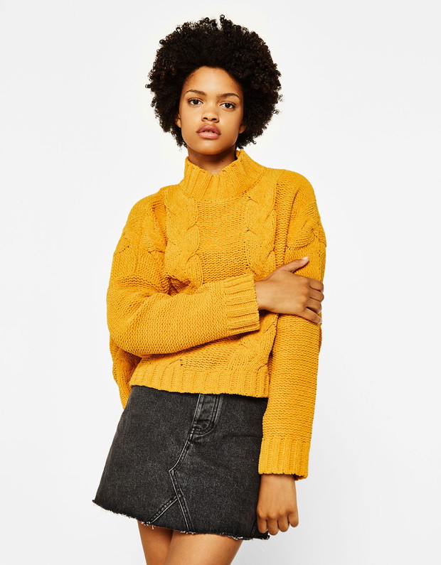 Sweter z warkoczami Bershka