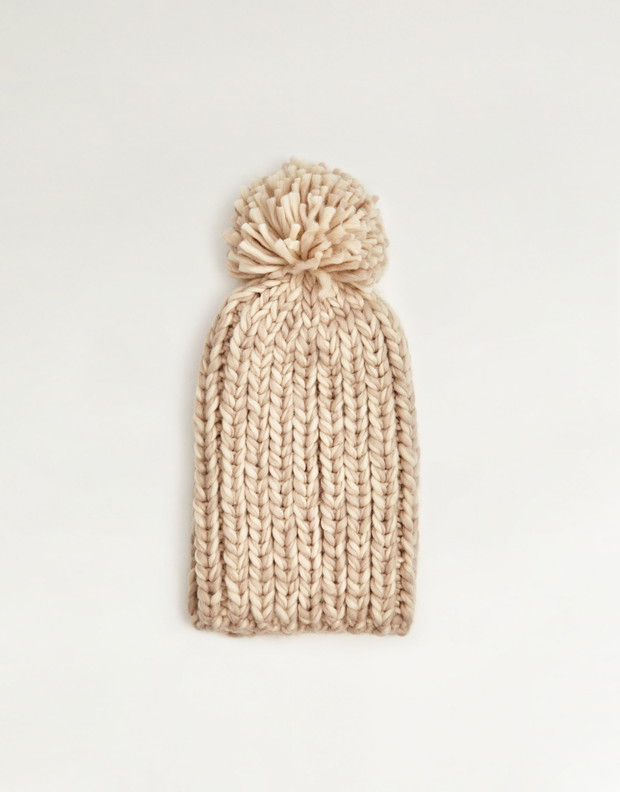 Wielka czapka Pull & Bear