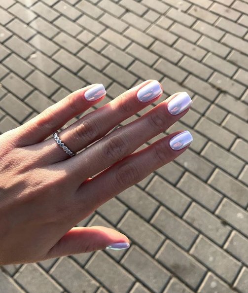 Manicure z efktem jednorożca