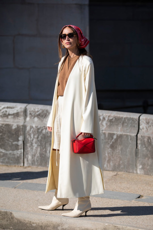 Stylizacje blogerek: Chloé Harrouche