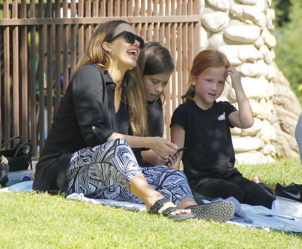 Jessica Alba, Honor Marie i Haven Garner Warren, 2017 rok