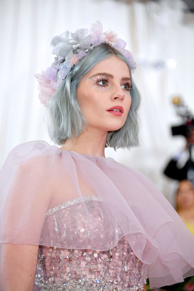 Najpiękniejsze fryzury i makijaże z Met Gala. Gigi Hadid, Rihanna i Irina Shayk
